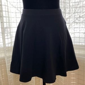FOREVER 21 MINI COTTON SKIRT
